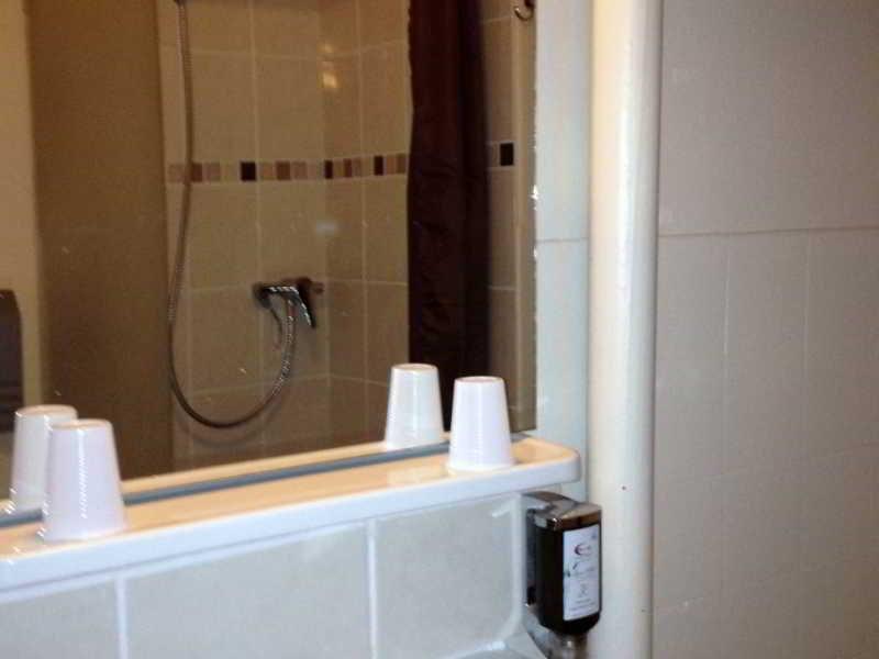 Hotel Vieille Tour Rouen Kültér fotó