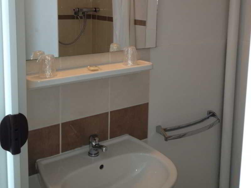 Hotel Vieille Tour Rouen Kültér fotó