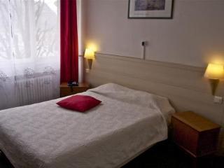 Hotel Vieille Tour Rouen Kültér fotó